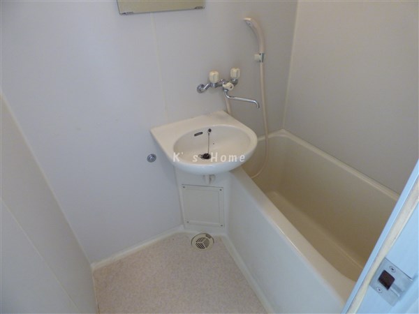 バス・シャワールーム　浴室