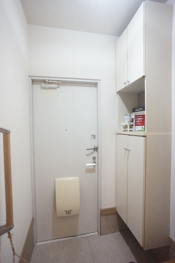 玄関　シューズボックスあります！