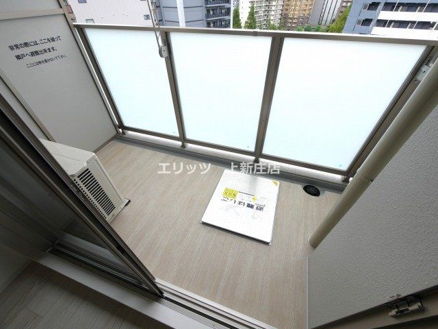 バルコニー　バルコニー