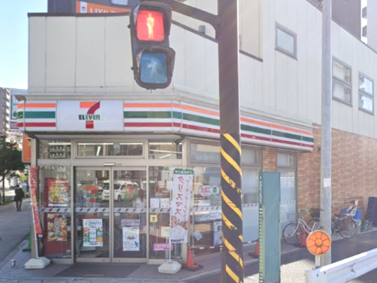 コンビニ　セブンイレブン 川崎柳町東店（コンビニ）まで340m