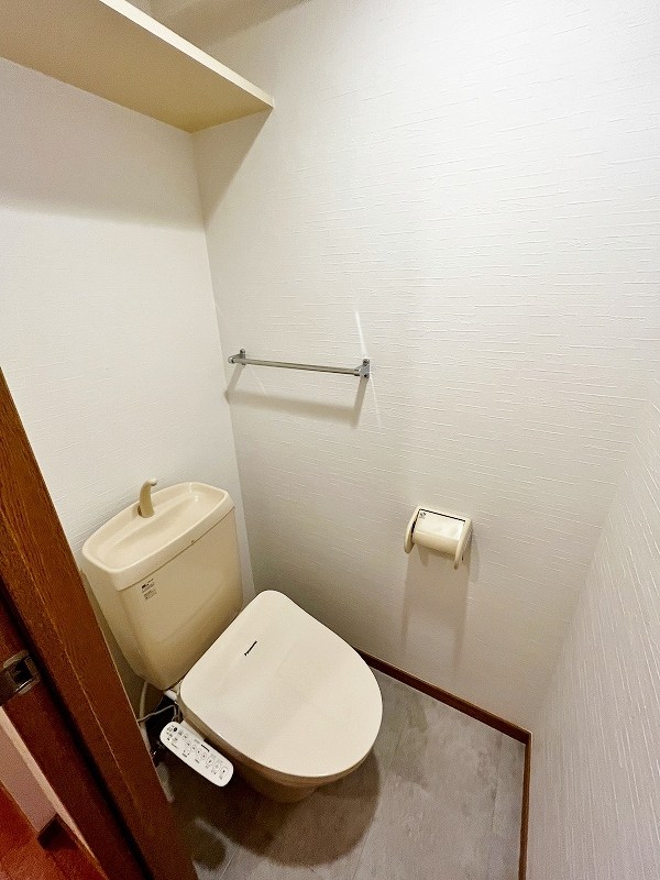 トイレ　★温水洗浄便座トイレ★