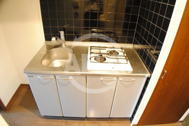 キッチン　ジュネーゼグラン東梅田　システムキッチン