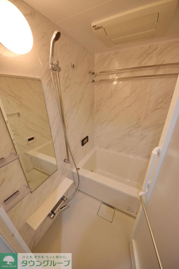 バス・シャワールーム　バス