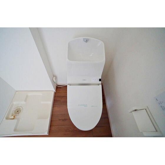 トイレ　ウォシュレット完備