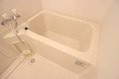 バス・シャワールーム　一般的なお風呂