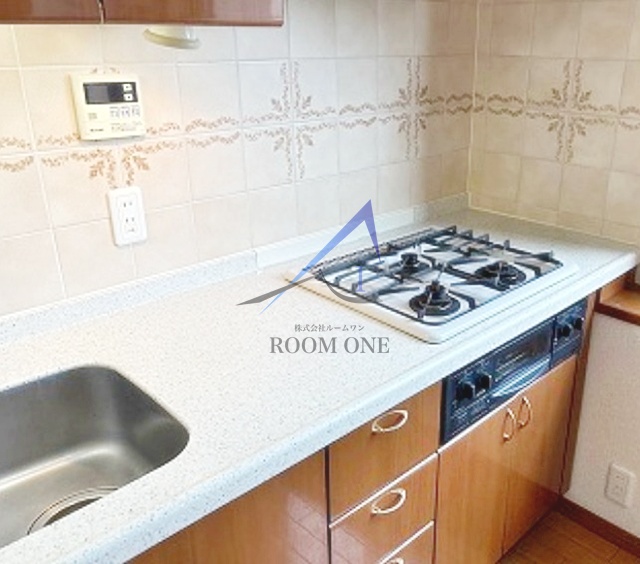 キッチン　キッチンです。