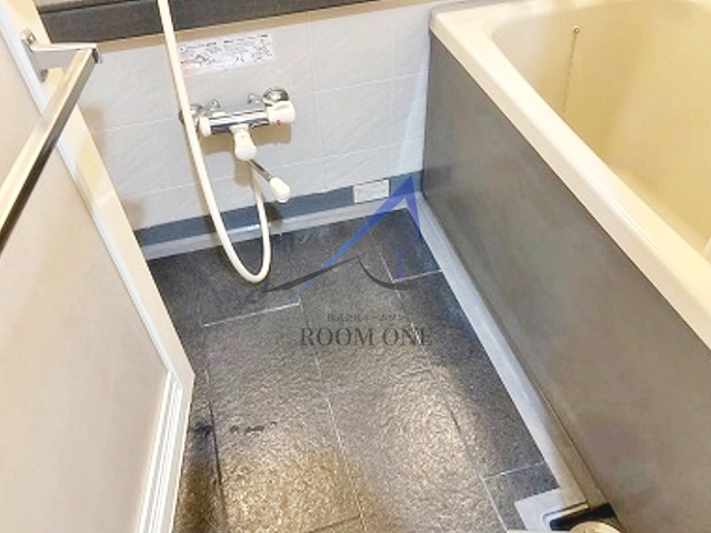 バス・シャワールーム　お風呂です。