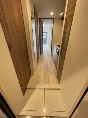 玄関　ガーラ・グランディ横濱関内