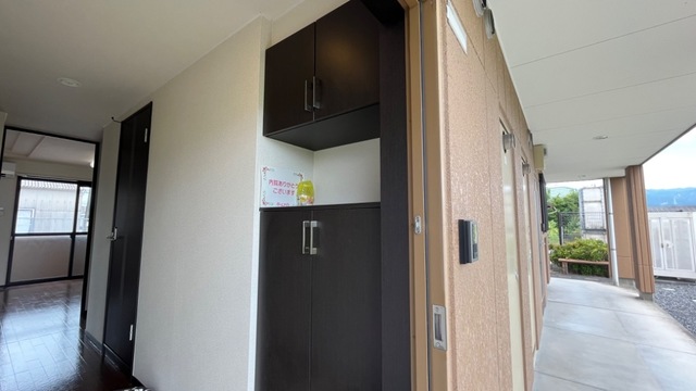 玄関　シューズボックス付きの玄関です★