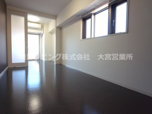 居室・リビング　同タイプ別室