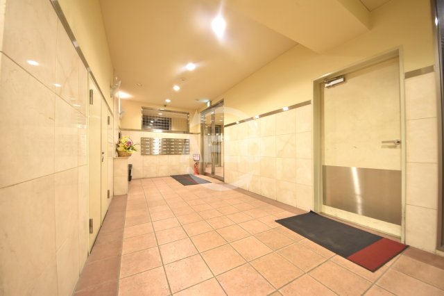 エントランス　プレミュール阿波座　エントランス