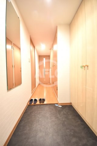 玄関　プレミュール阿波座　玄関