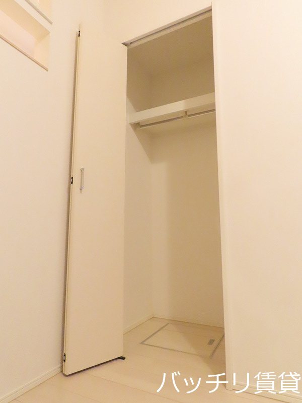 収納　同型タイプの為、現状を優先致します。