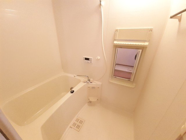 バス・シャワールーム　お風呂です