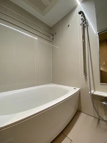 バス・シャワールーム　日々の疲れを癒すお風呂付です