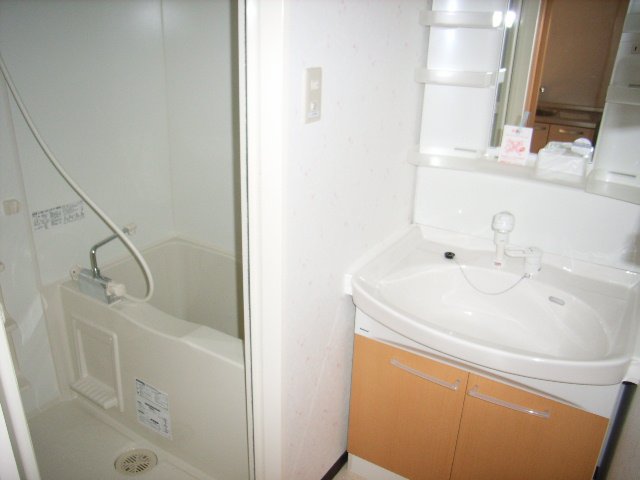 洗面設備　同物件別部屋