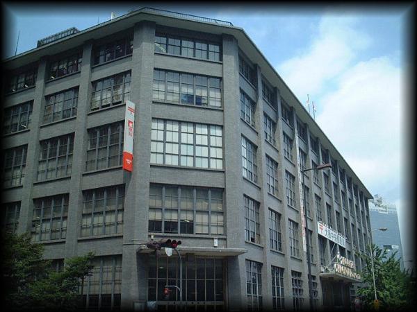 郵便局　大阪谷町四郵便局（郵便局）まで222m