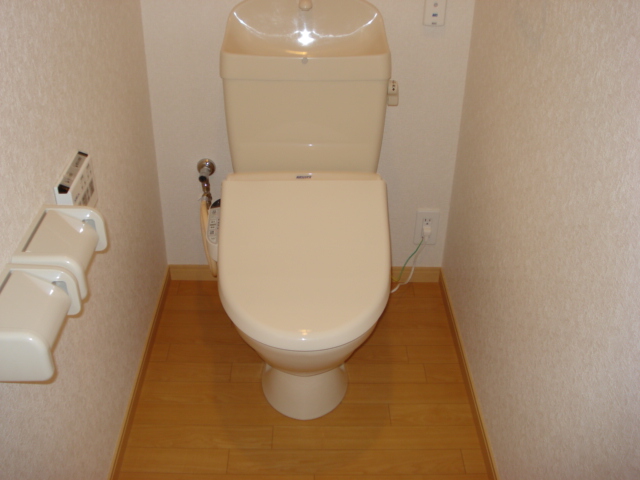 トイレ　シャワー付トイレ