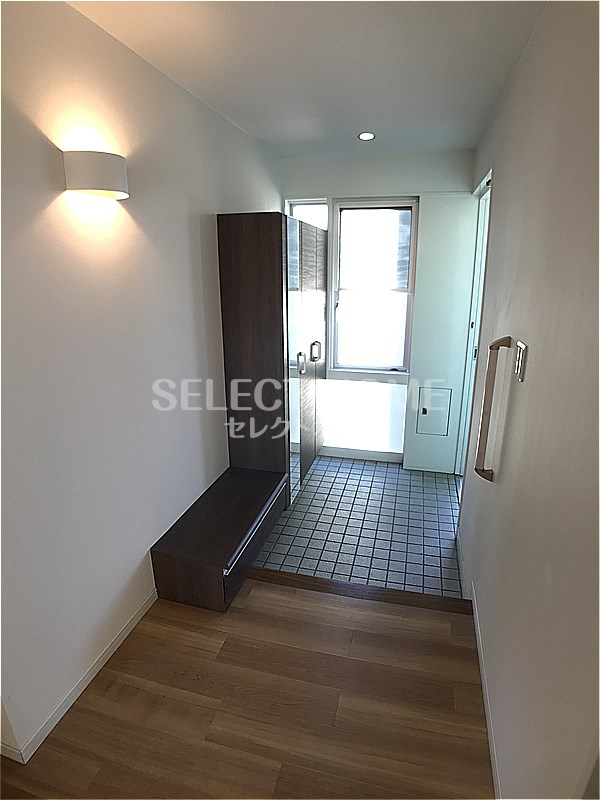 玄関　同型タイプ