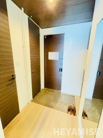 玄関　※同タイプのお部屋のお写真です。