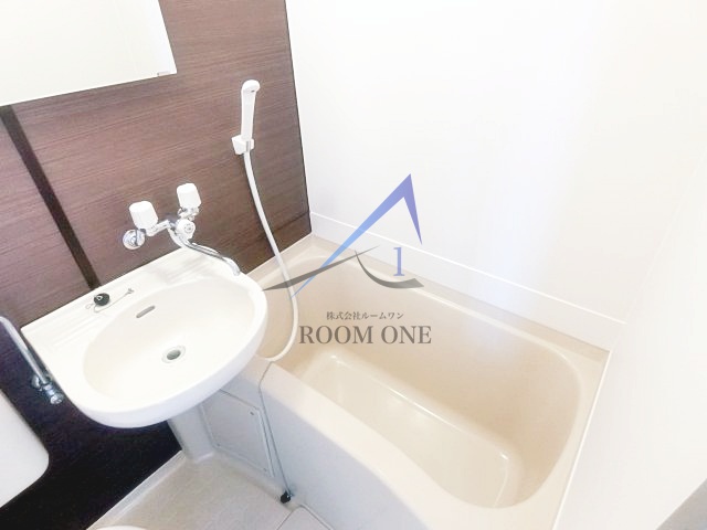 バス・シャワールーム　お風呂です。