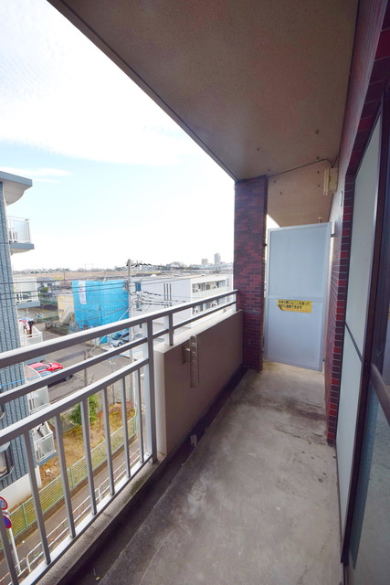 バルコニー　～洗濯物干そうっ～