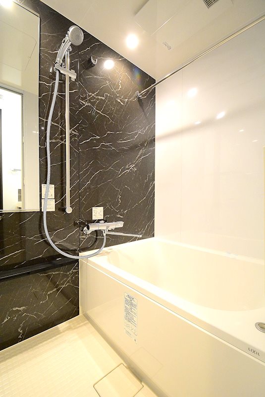 バス・シャワールーム　☆お気軽にお問い合わせください☆