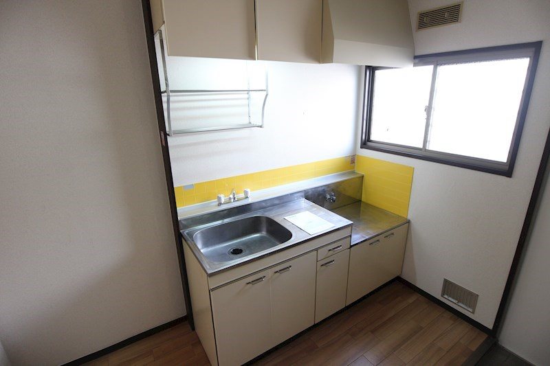 キッチン　お好きなガスコンロをお使いいただけます。