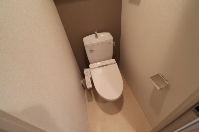 トイレ　清潔感のあるトイレです