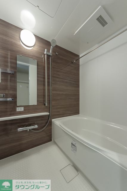 バス・シャワールーム　※写真は同タイプ住戸です。