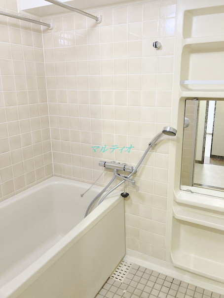 バス・シャワールーム　浴室