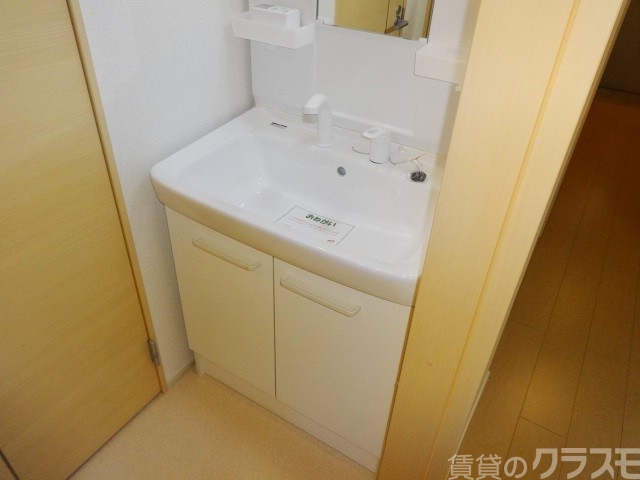 洗面設備　洗面所も広くていい感じです♪
