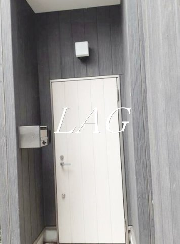 玄関　玄関です。
