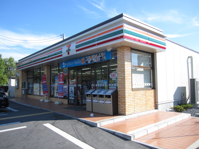 コンビニ　セブンイレブン 鴻巣氷川町店（コンビニ）まで166m