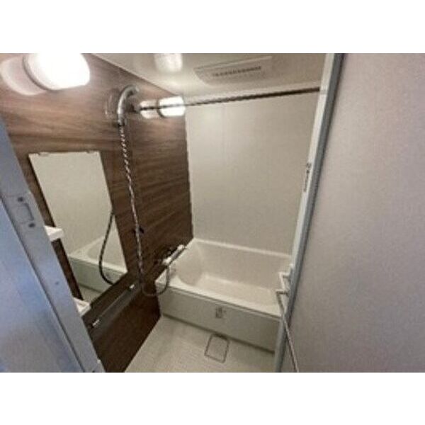 バス・シャワールーム　バスルーム　※同タイプの部屋のお写真です