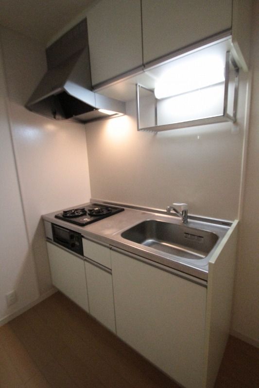キッチン　（別タイプ参考写真）ベルメゾン　豊島区南池袋３