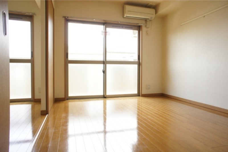 居室・リビング　図面と現状に相違がある場合には現状を優先