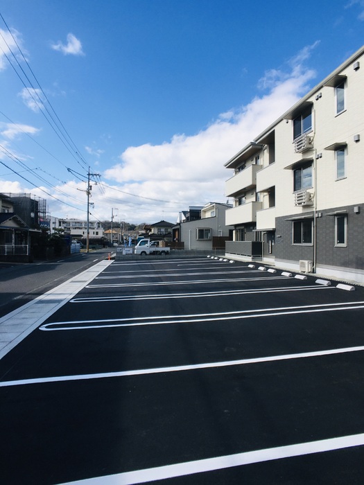 駐車場　駐車場