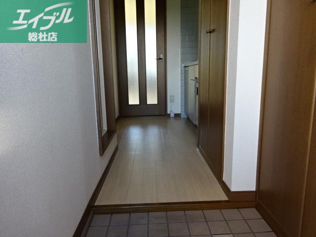 玄関　廊下
