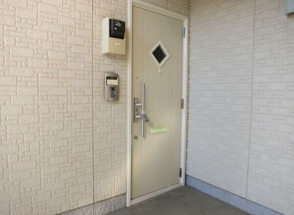玄関　面と現状に相違がある場合には現状を優先