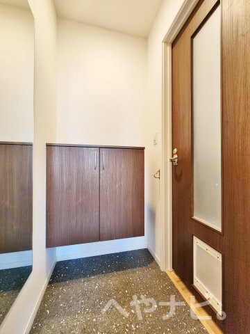 玄関　別号室イメージ写真