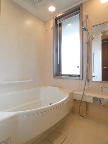 バス・シャワールーム　バス※別部屋参考写真