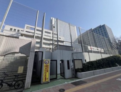 小学校　千代田区立和泉小学校（小学校）まで391m