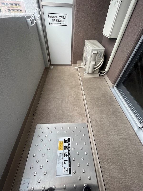 バルコニー