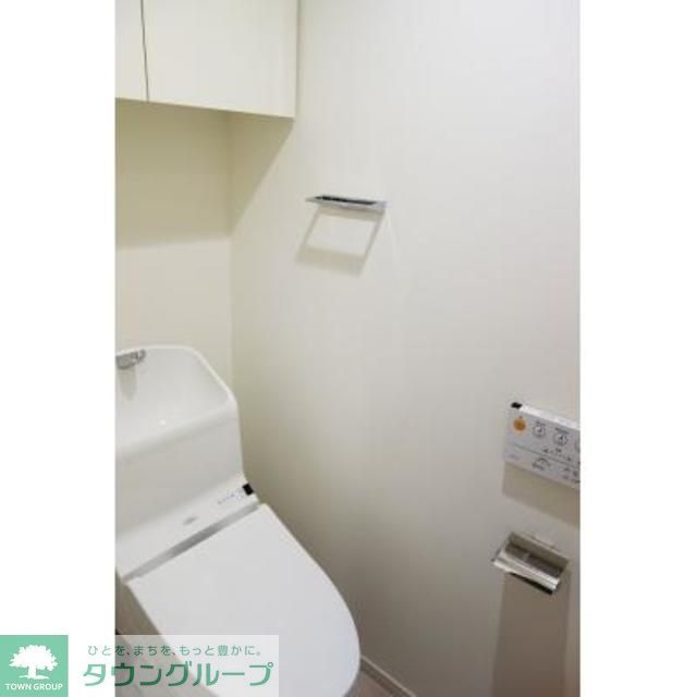 トイレ　※写真は同タイプ住戸です。
