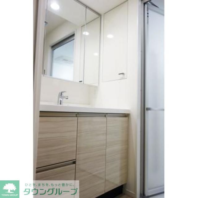 洗面設備　※写真は同タイプ住戸です。
