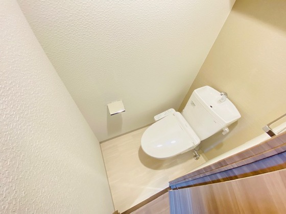 トイレ　※別部屋の写真です