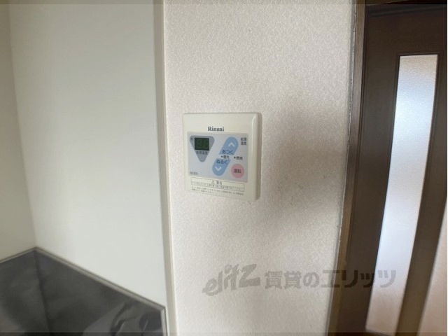 その他設備　給湯器リモコン