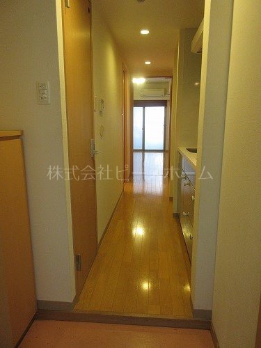玄関　※別号室参考写真