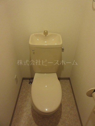 トイレ　※別号室参考写真